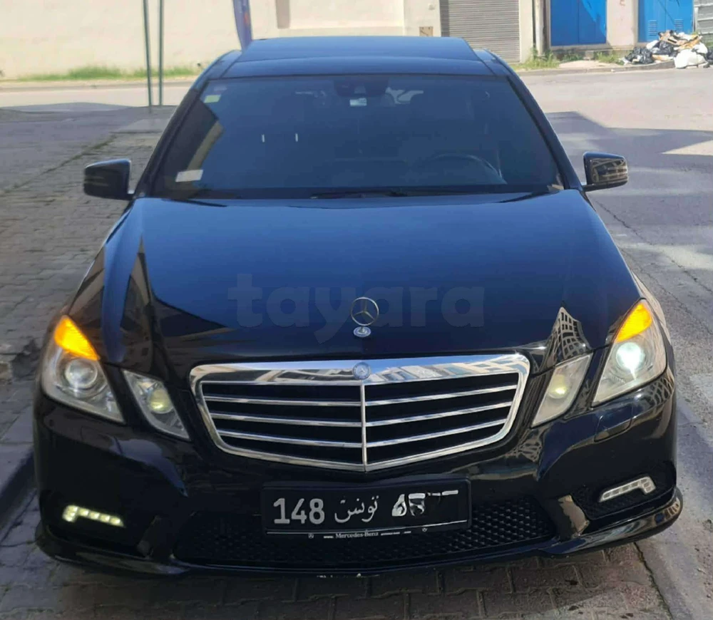 Carte voiture Mercedes-Benz Classe E
