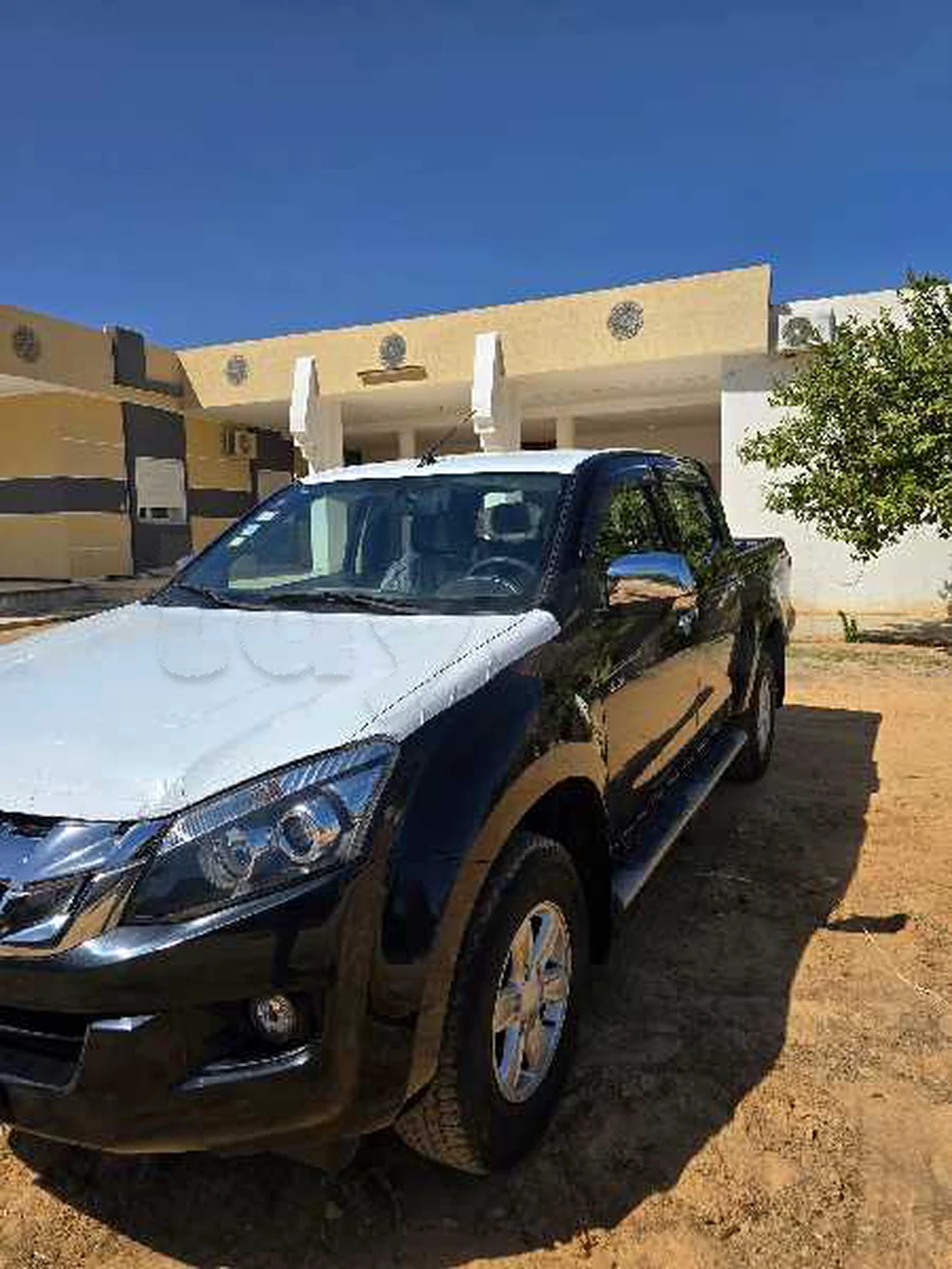 Carte voiture Isuzu D-Max