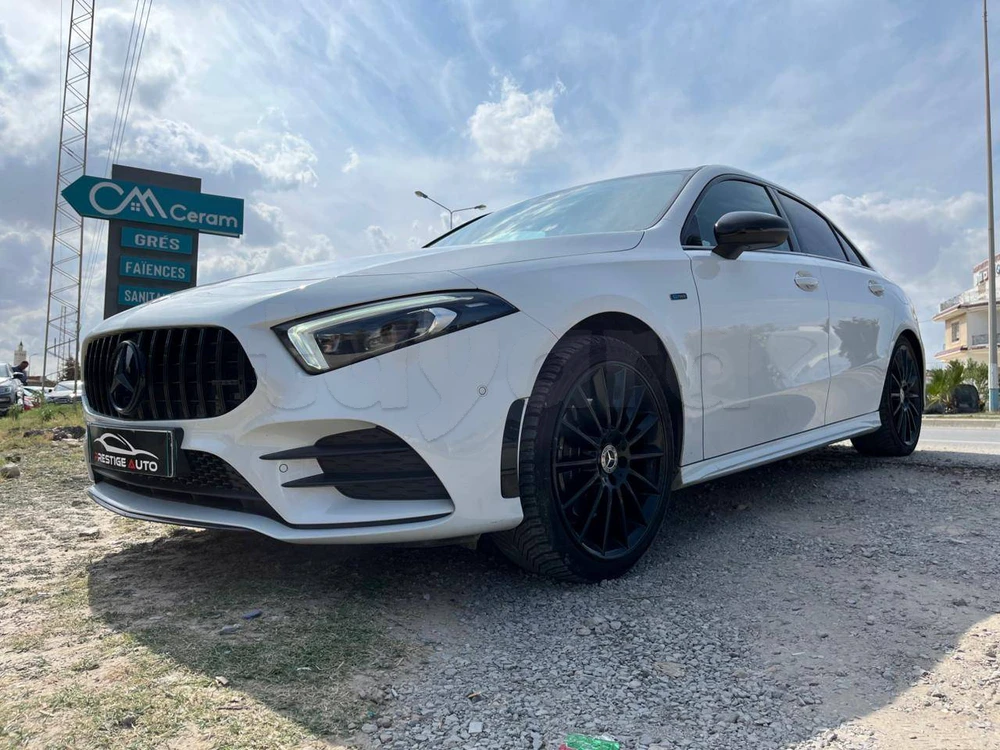 Carte voiture Mercedes-Benz 250