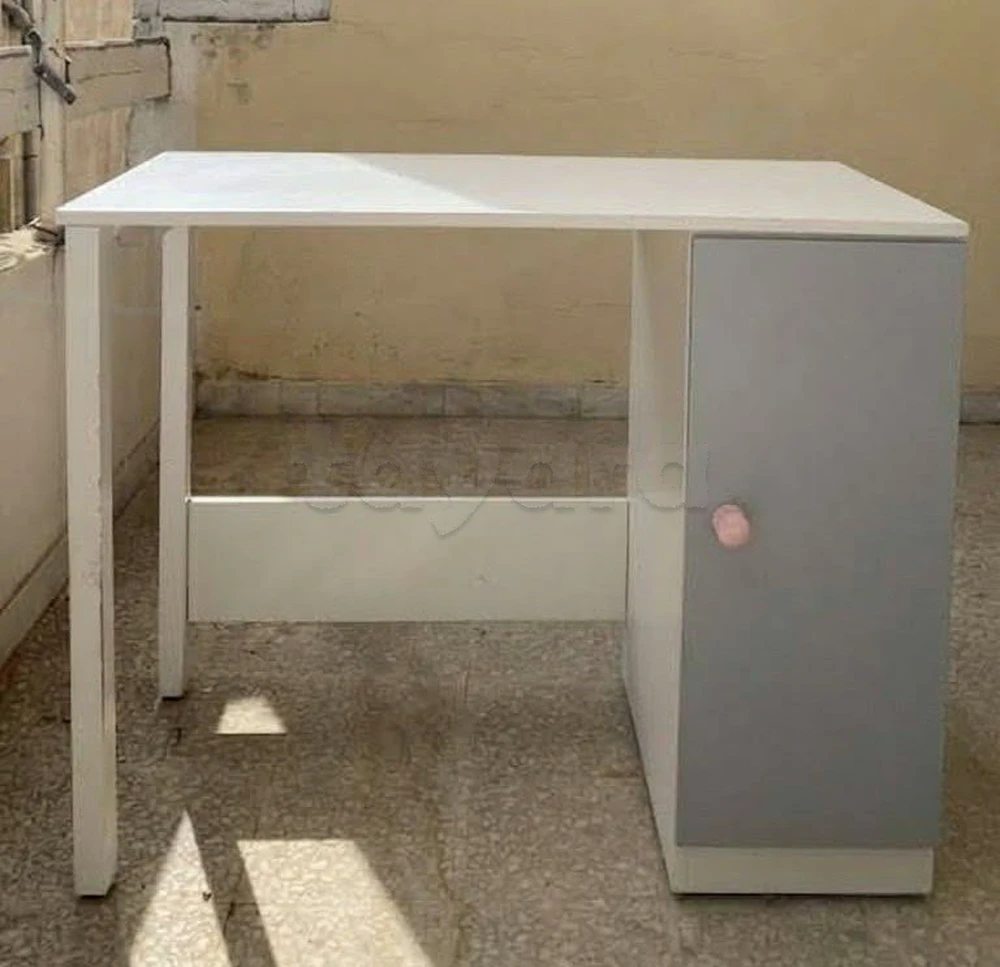 Bureau avec rangement à vendre