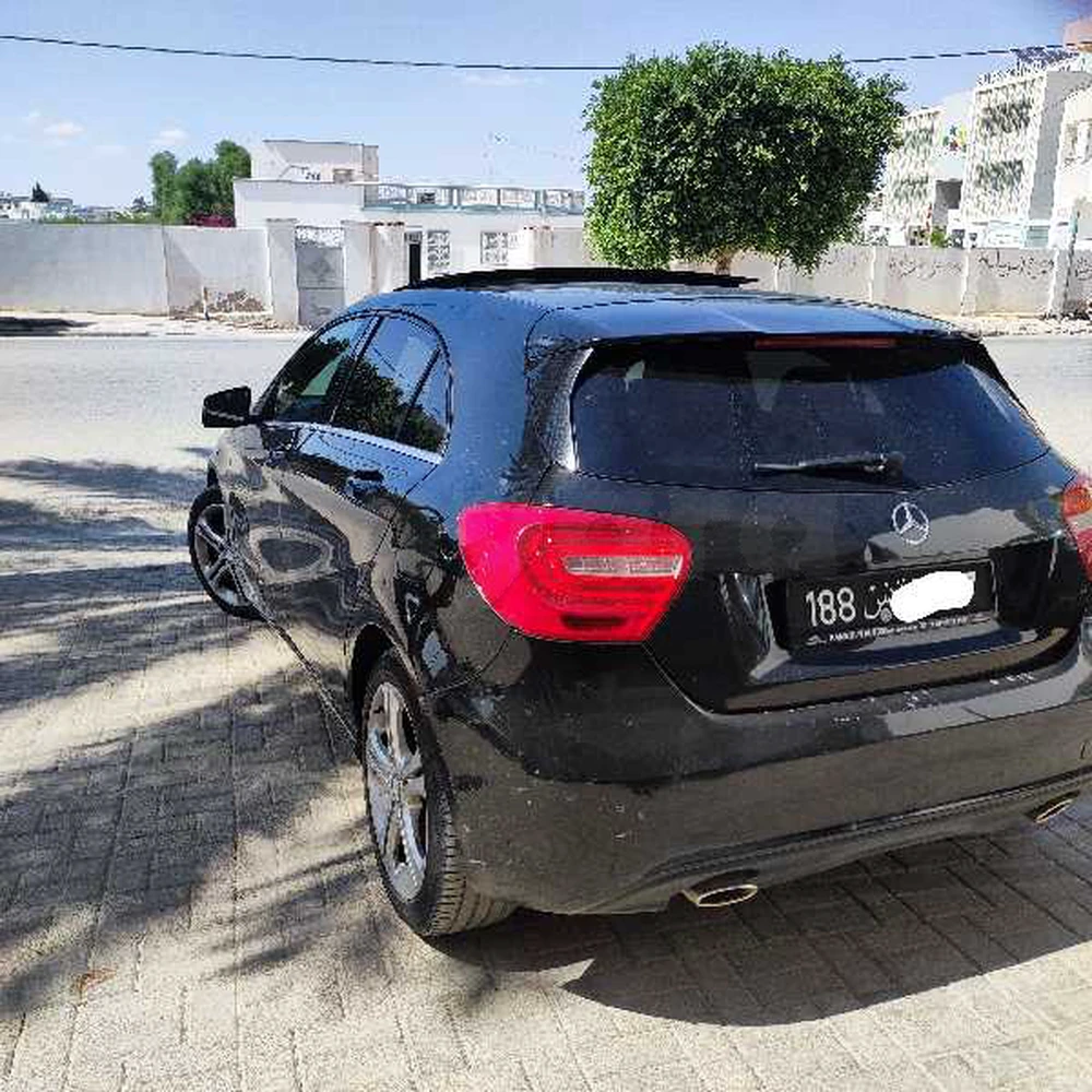 Carte voiture Mercedes-Benz Classe A