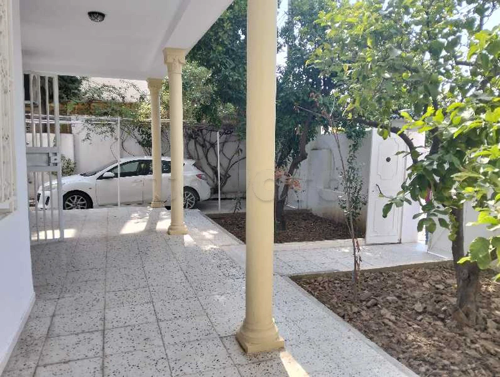 À louer un s+3 à mutuelle ville