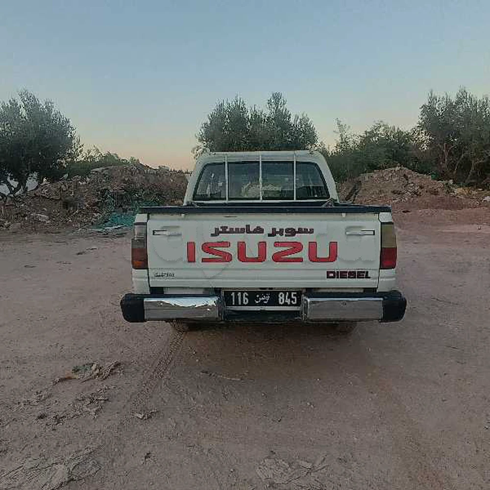 Isuzu Trooper