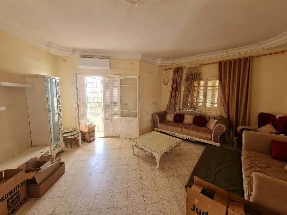Etage de villa s2 vide a borj louzir wb3625