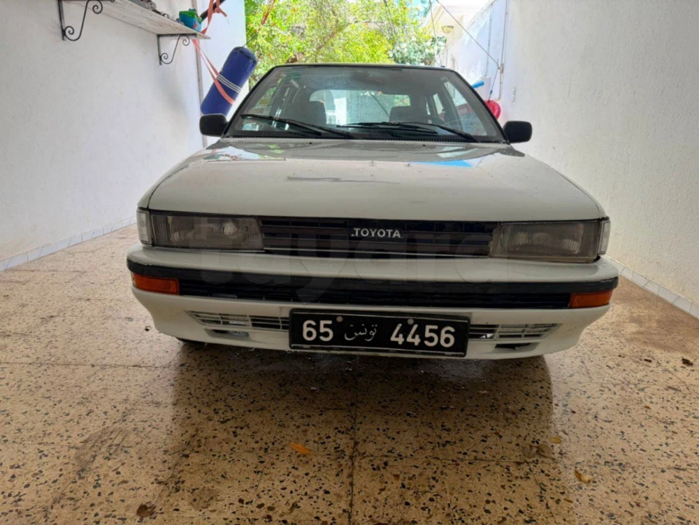 Carte voiture Toyota Corolla