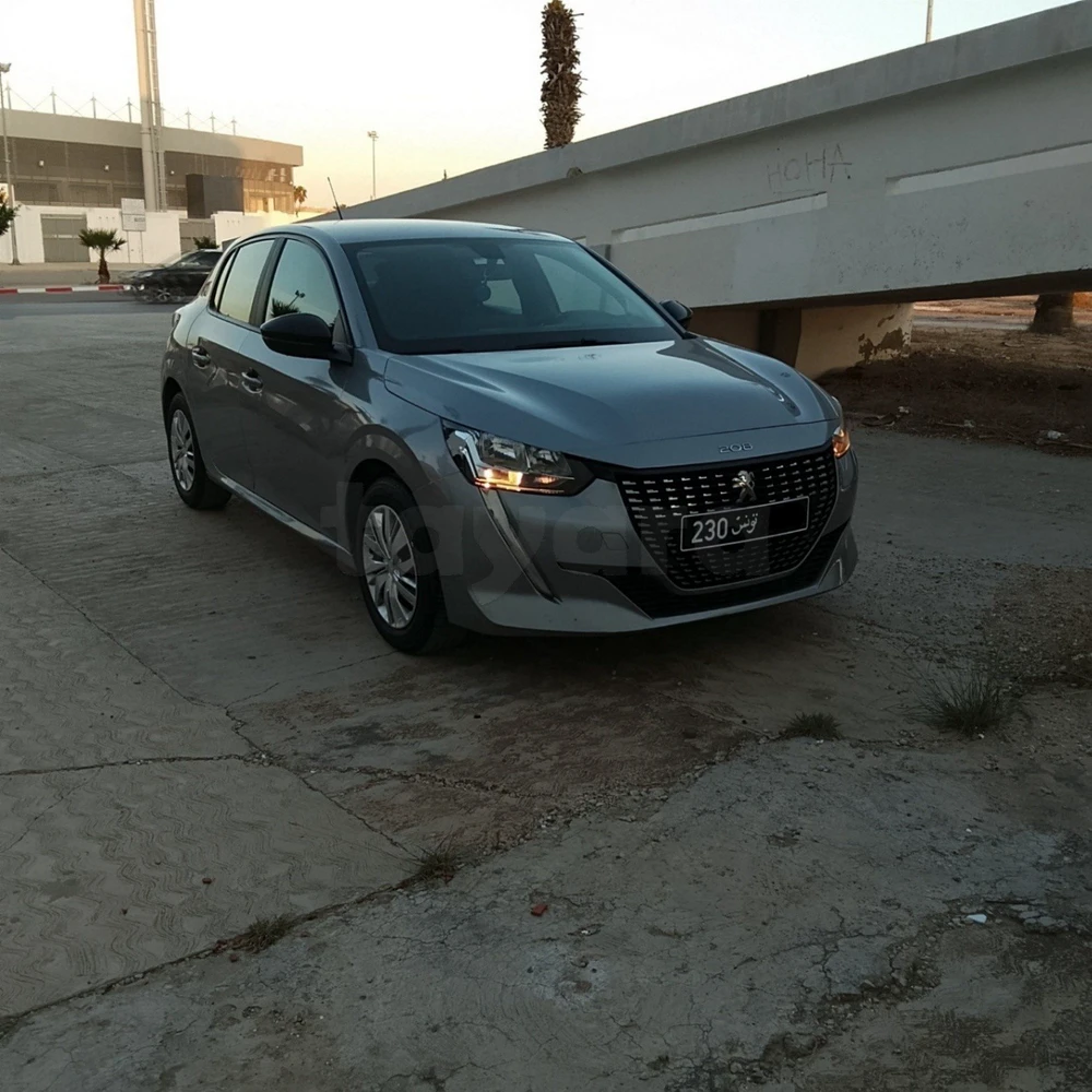 Carte voiture Peugeot 208