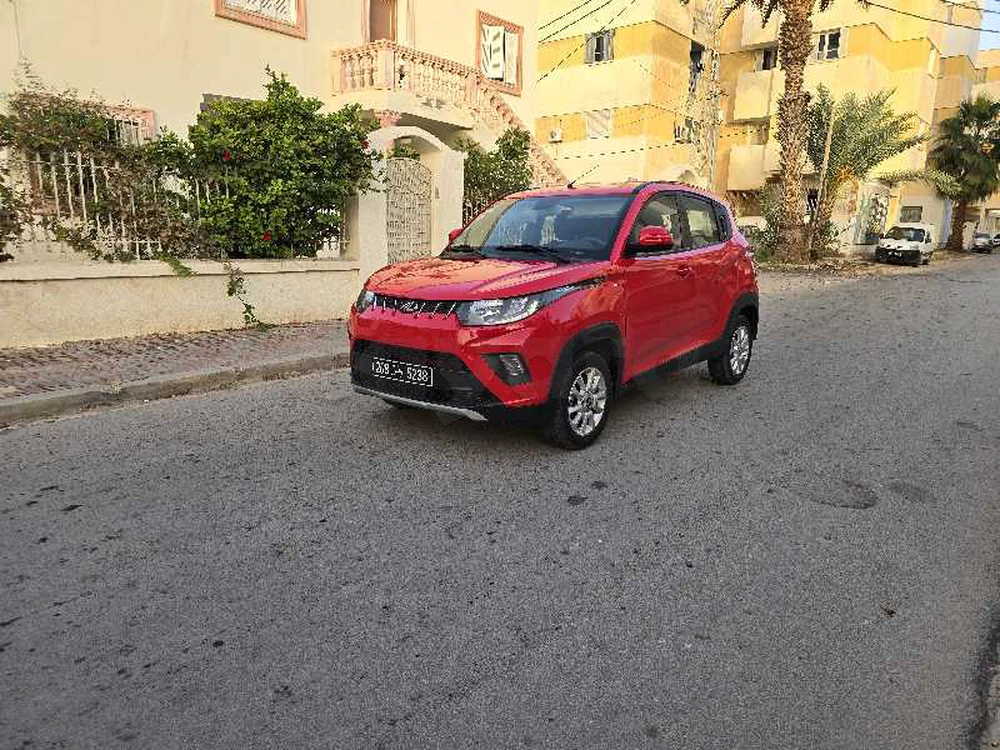 Carte voiture Mahindra Hover