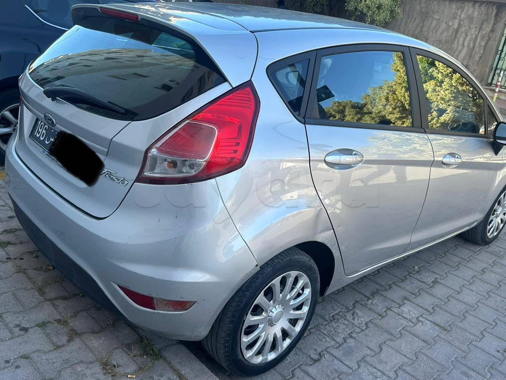 Carte voiture Ford Fiesta
