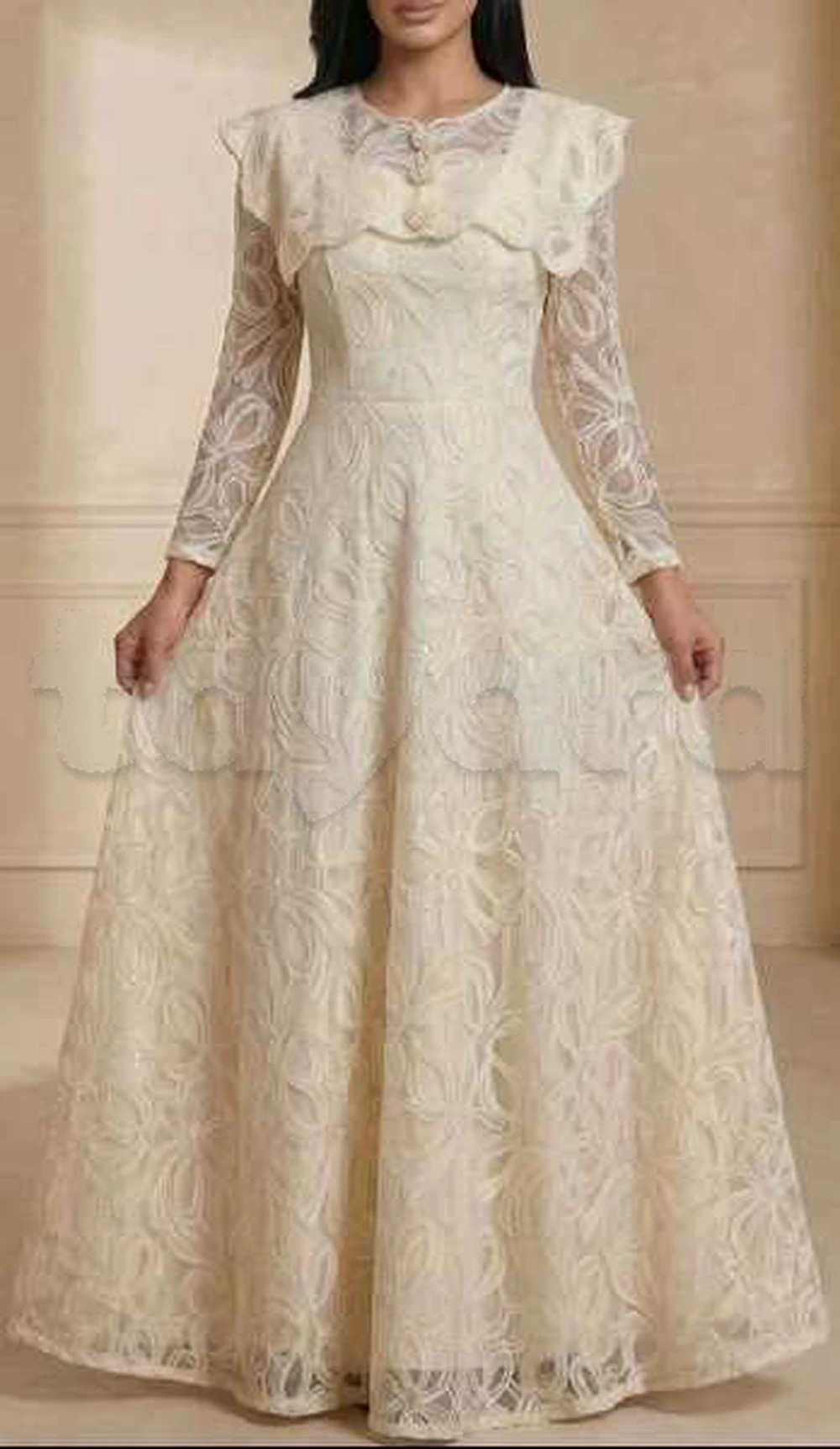 Robe fiançaille femme voilée