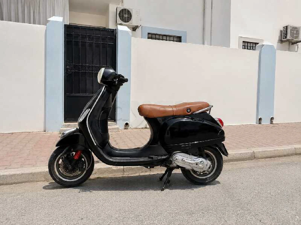 piaggio LX