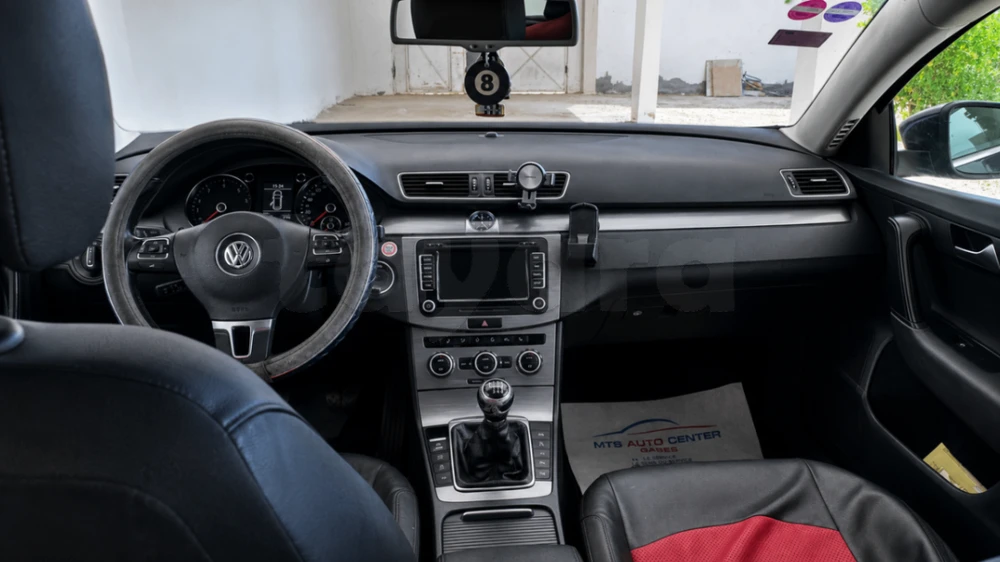 Carte voiture Volkswagen Passat