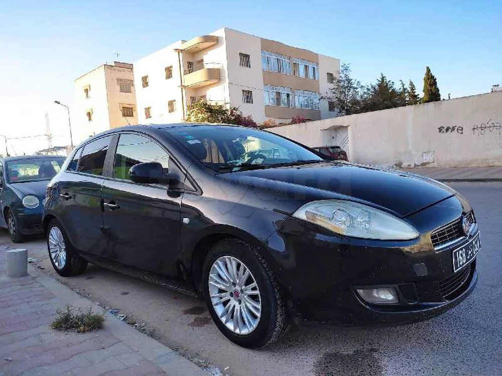 Carte voiture Fiat Bravo