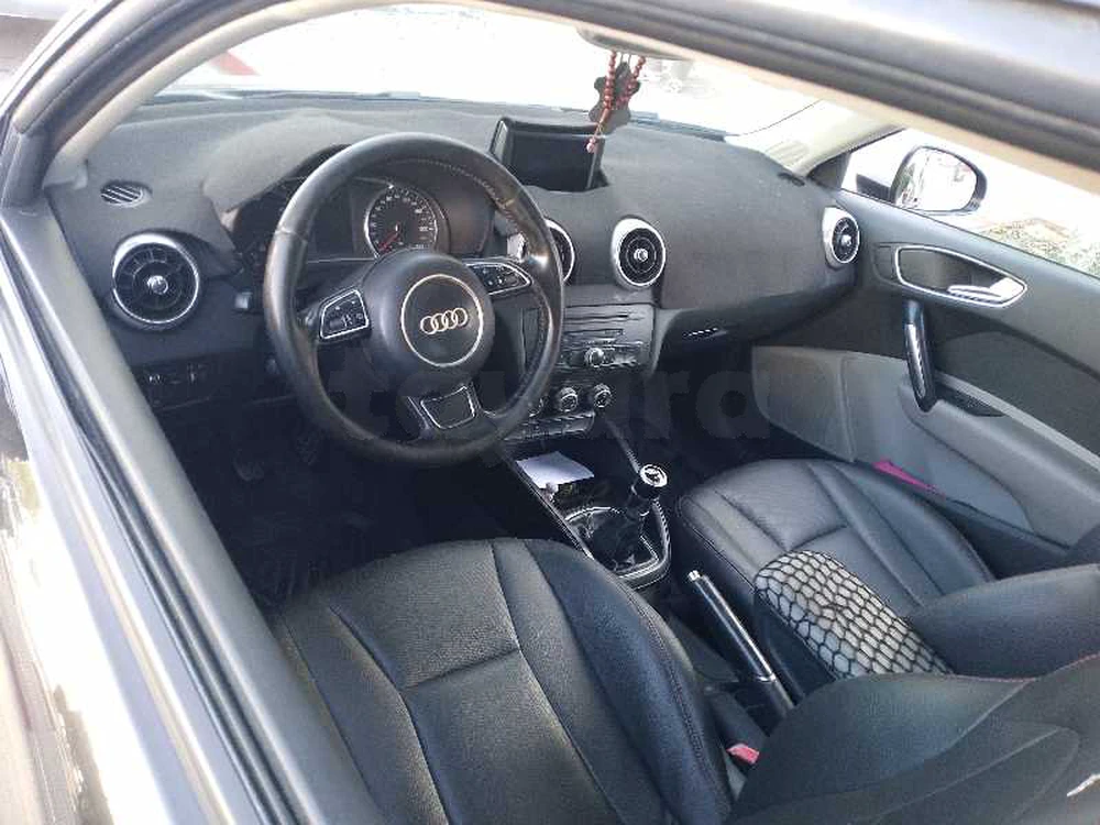 Carte voiture Audi A1