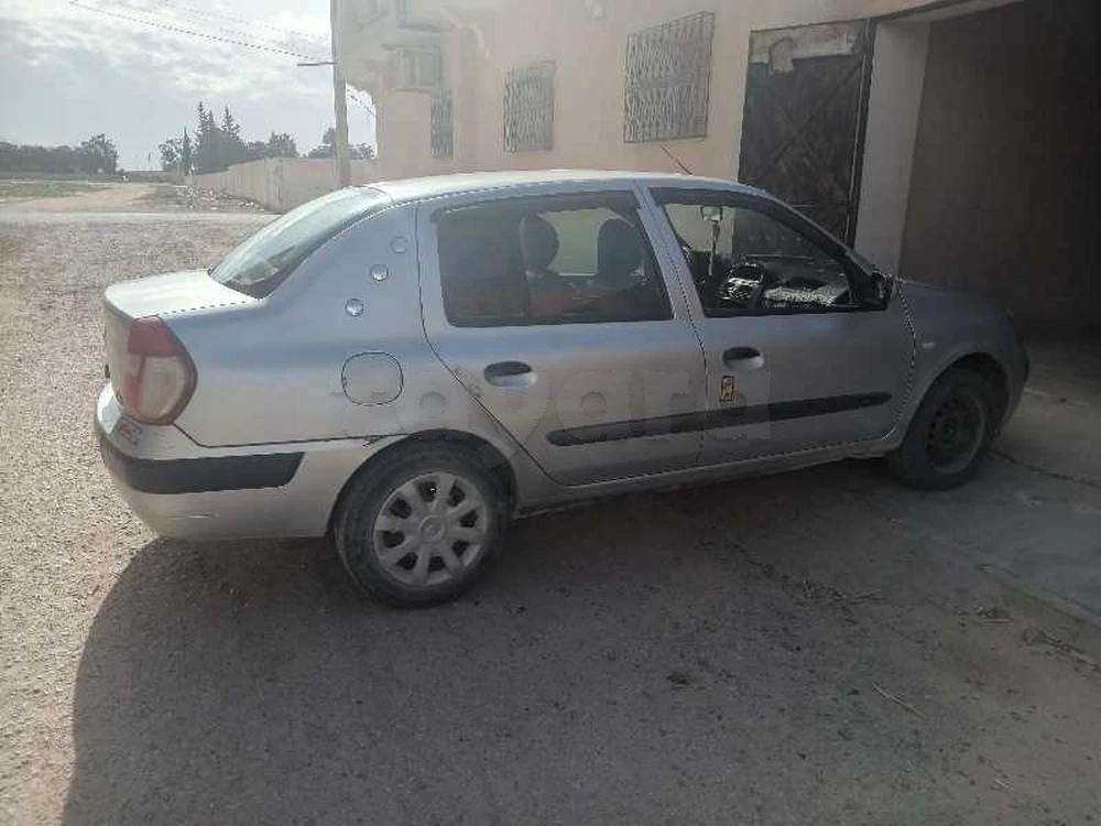 Carte voiture Renault Clio