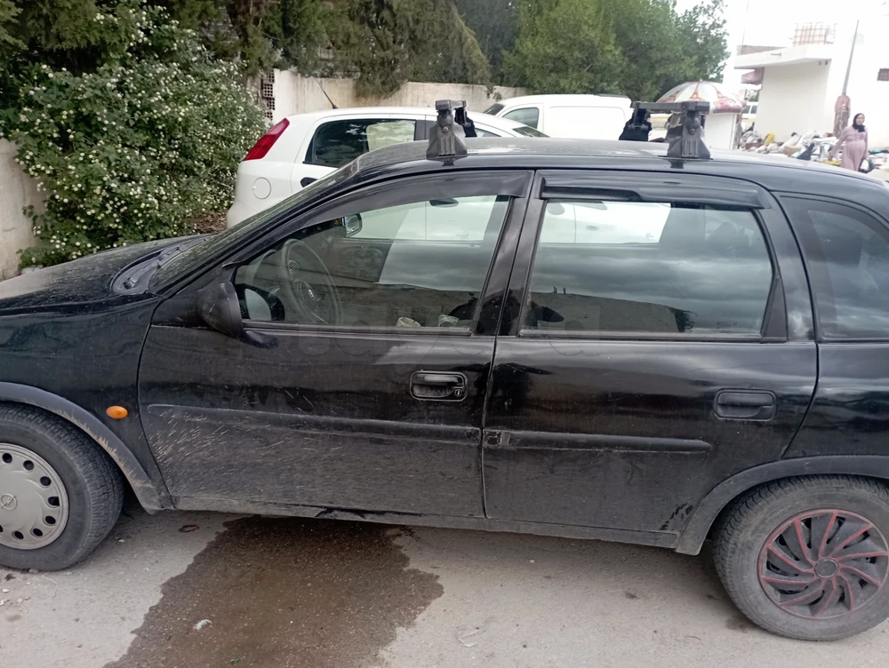 Carte voiture Opel Corsa