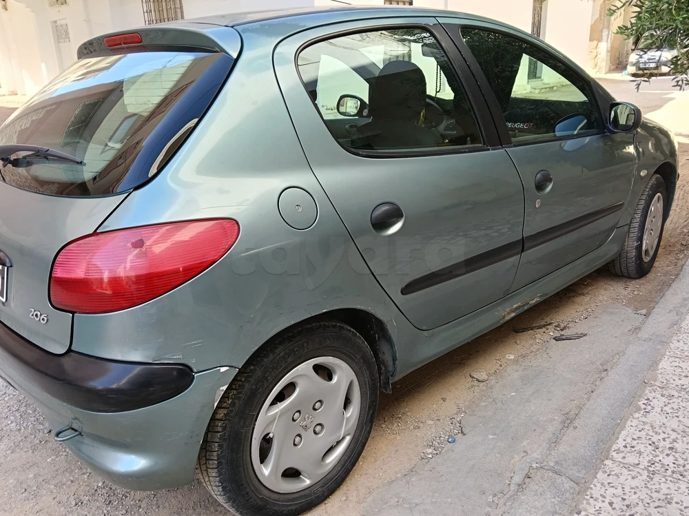 Peugeot 206