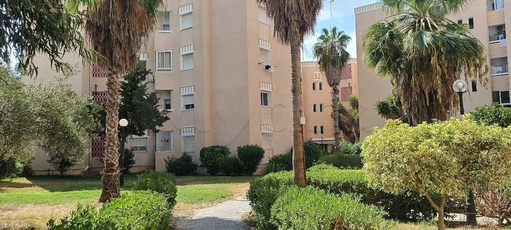 appartement 1etage 3chambres et salon