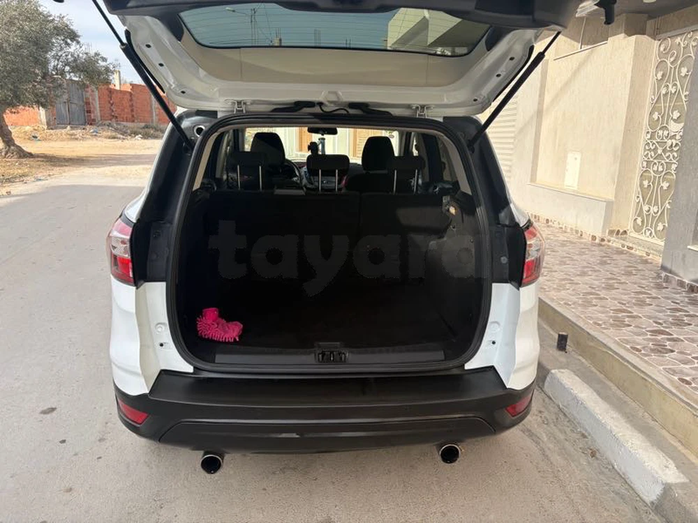 Carte voiture Ford Kuga