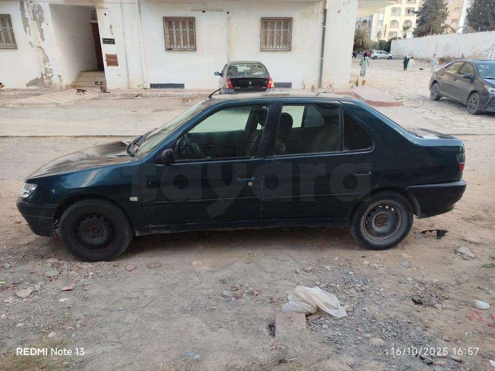 Peugeot 306