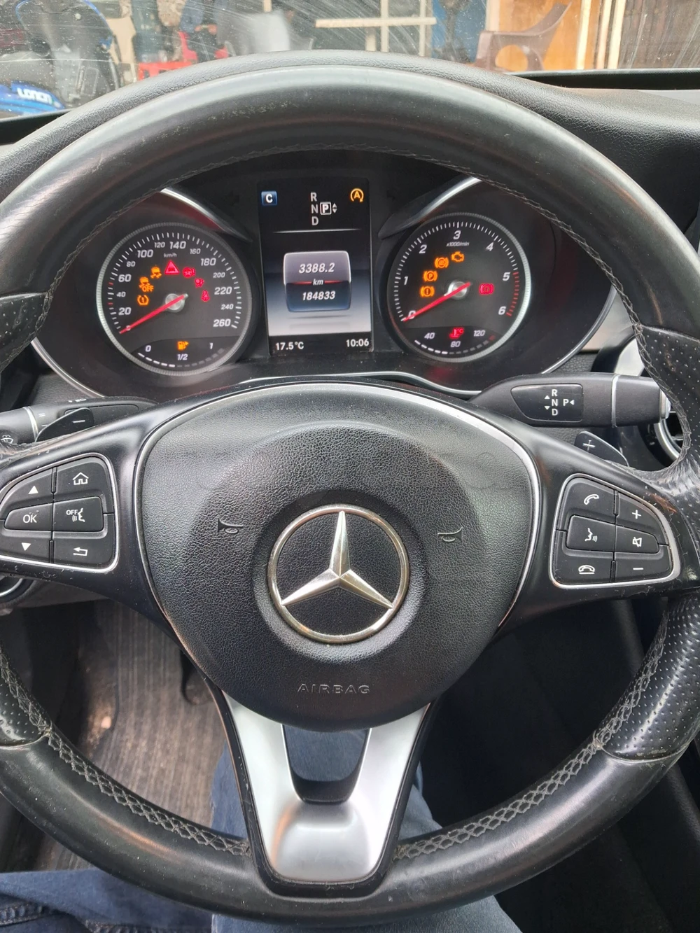 Carte voiture Mercedes-Benz 220