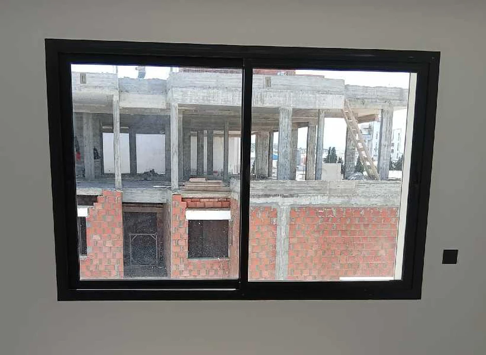 Fenêtre en aluminium