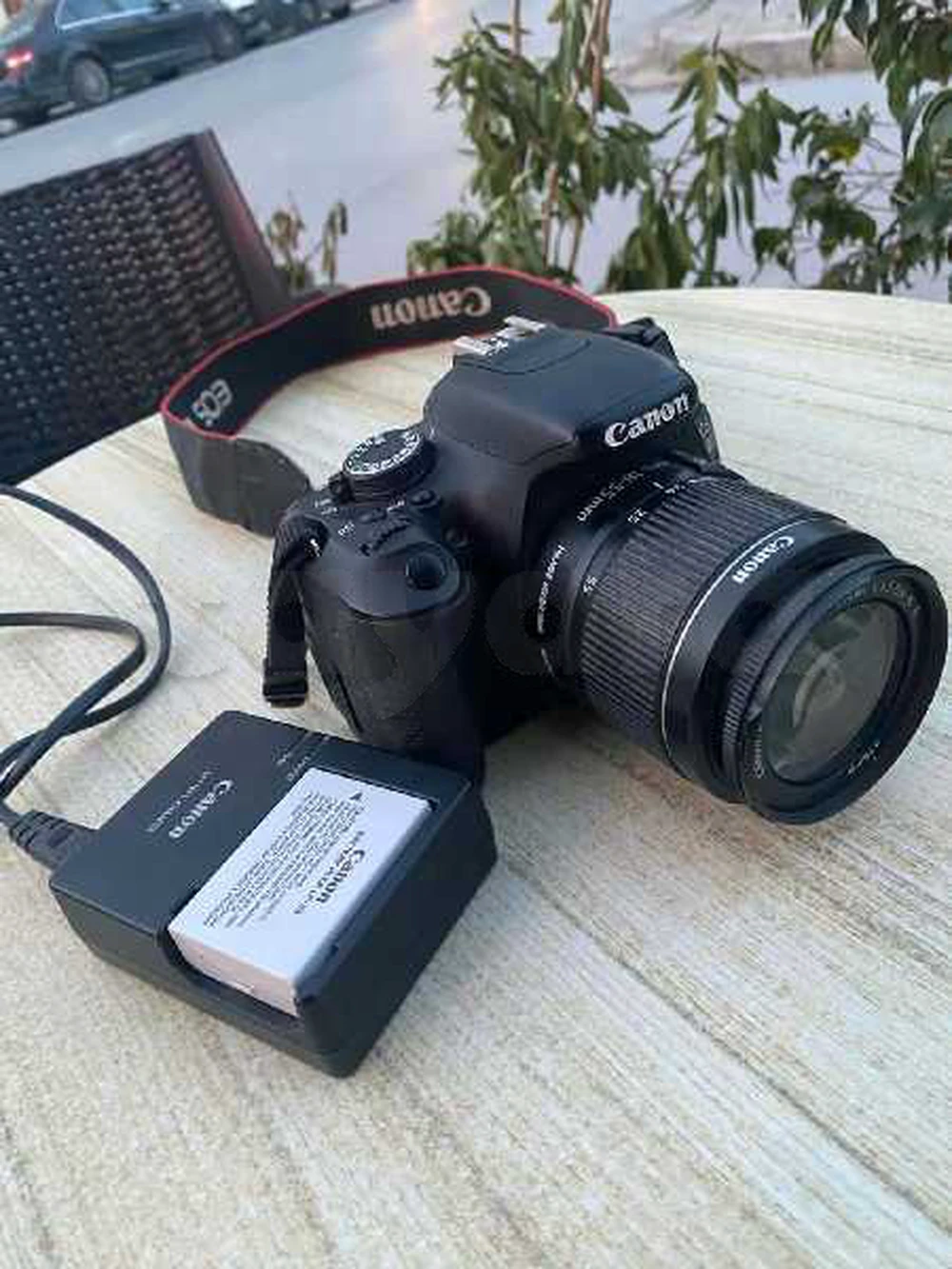📸 Appareil Photo Canon EOS 600D à vendre – Excellent état !
