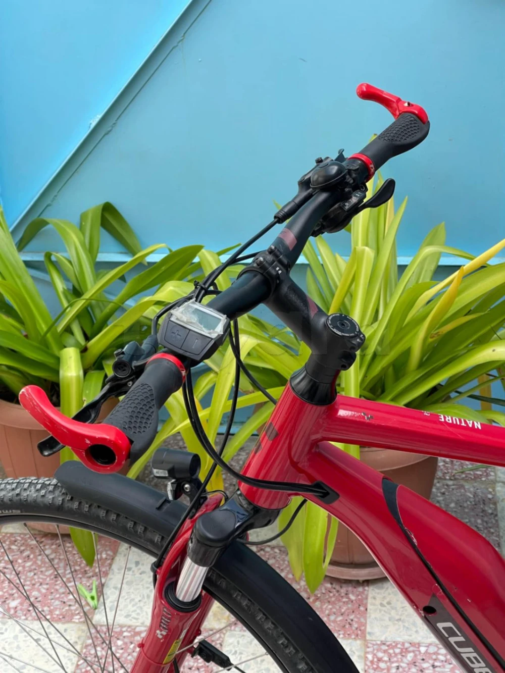 Velo electric cube hybrid