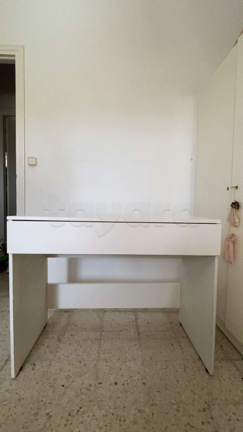 Bureau Blanc