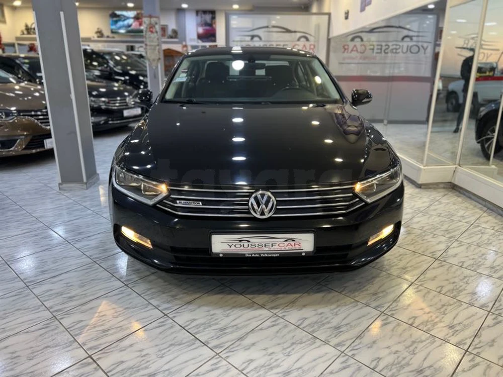 Carte voiture Volkswagen Passat