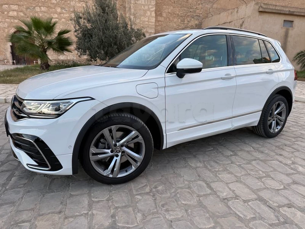 Carte voiture Volkswagen Tiguan