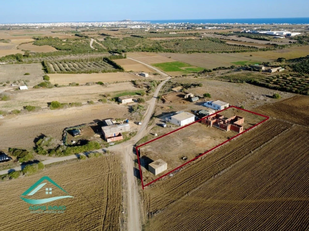 Maison inachevée à Harrouri Kelibia