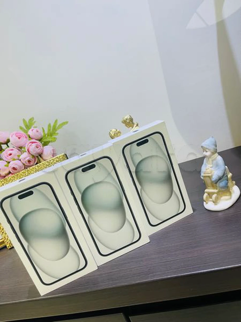 iphone 15 Cacheté