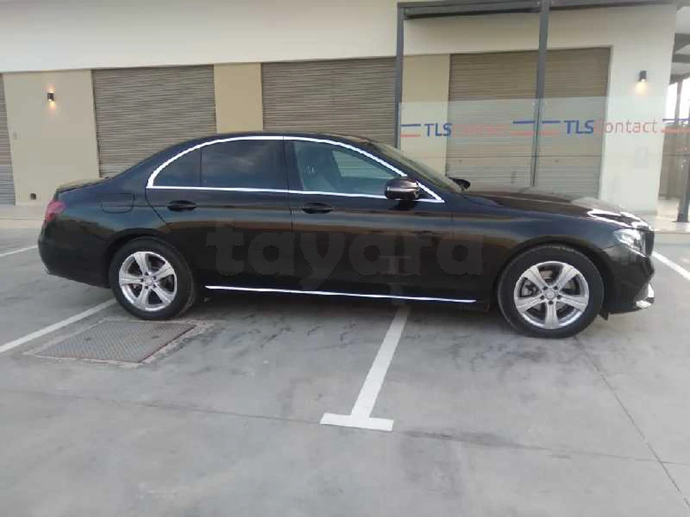 Carte voiture Mercedes-Benz Classe E