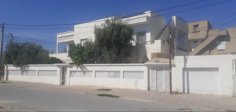À vendre – Villa située au centre de Ben Arous