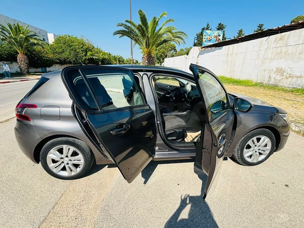 Peugeot 308