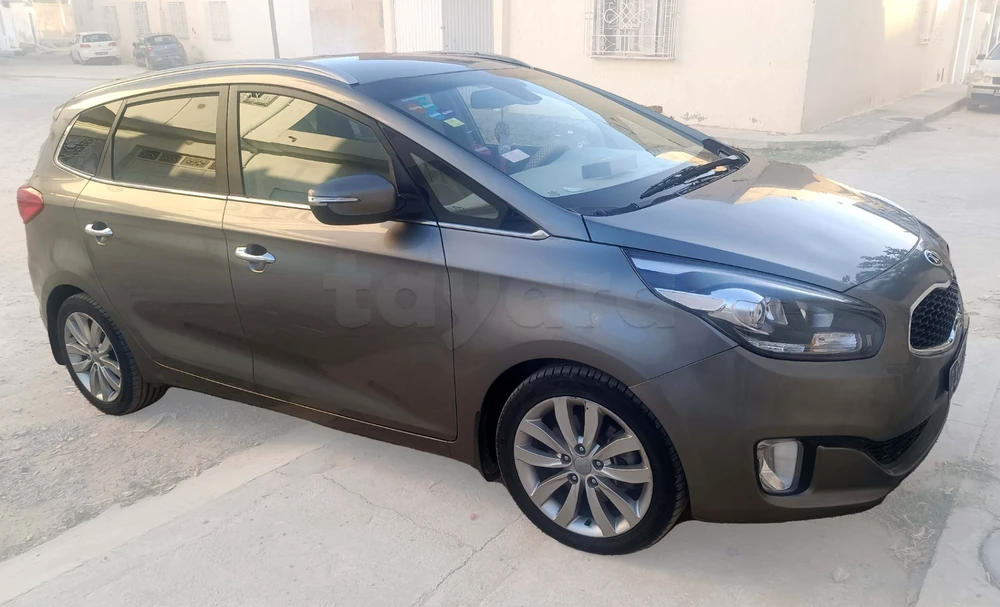 Carte voiture Kia Carens