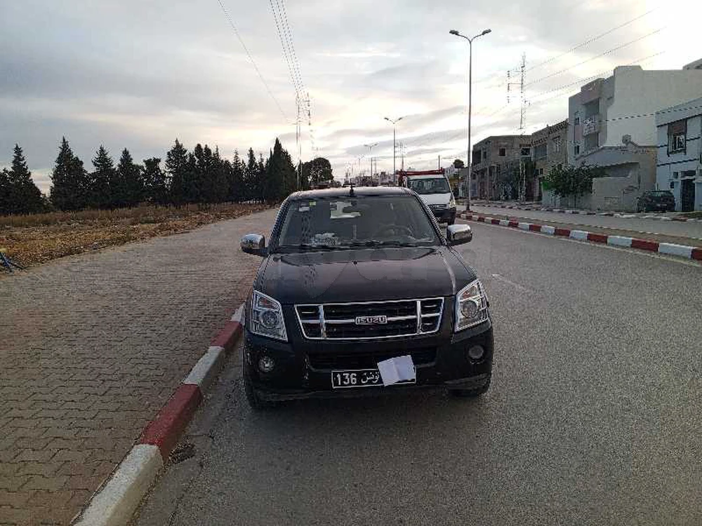 Carte voiture Isuzu D-Max