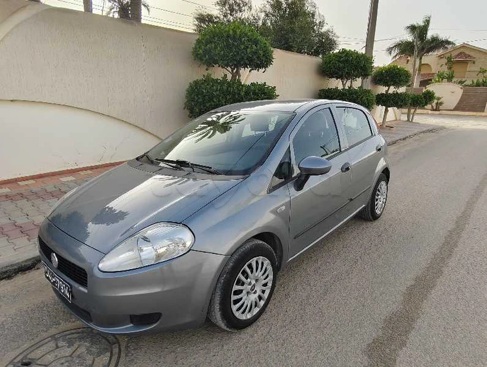 Carte voiture Fiat Punto