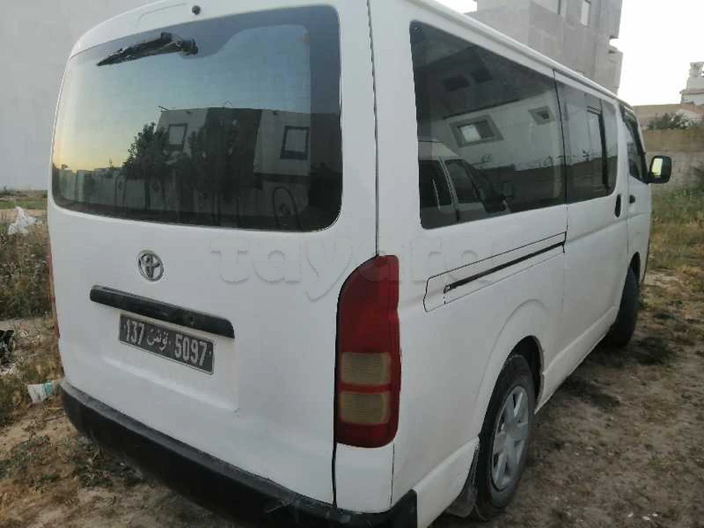 Carte voiture Toyota Hiace