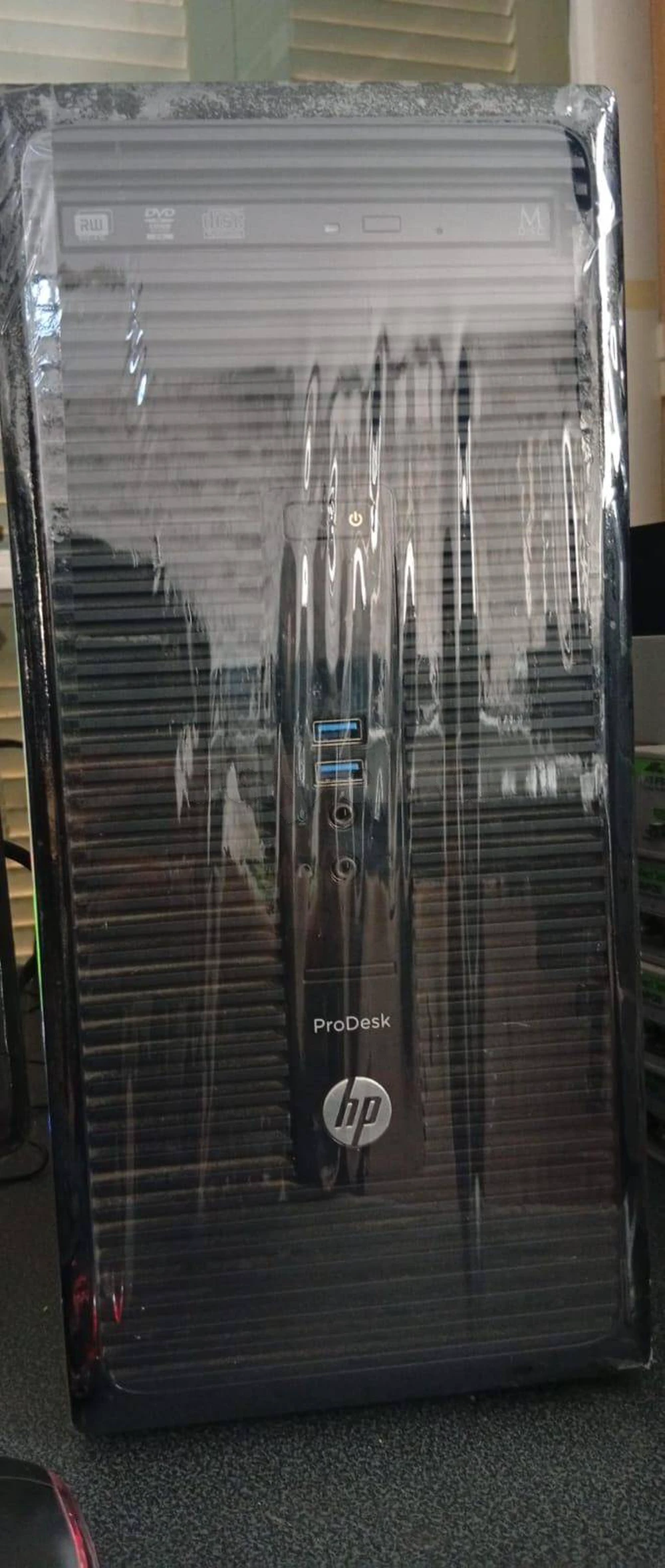 Unité Centrale i3-6eme HP ProDesk Performante & Rapide (Format Tour / 8GB RAM)