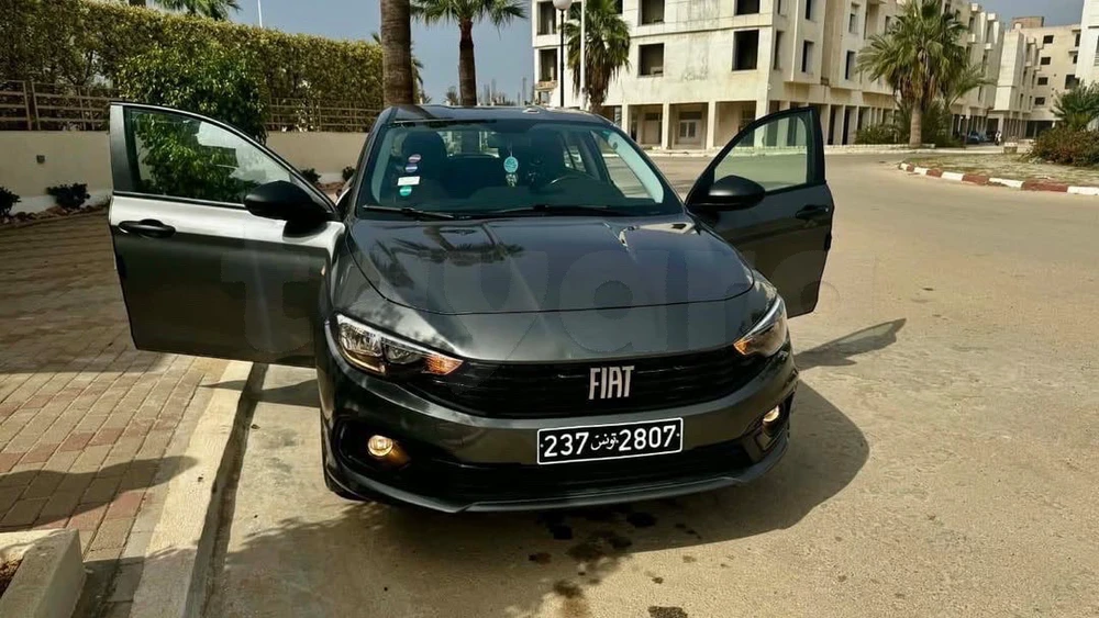 Carte voiture Fiat Tipo