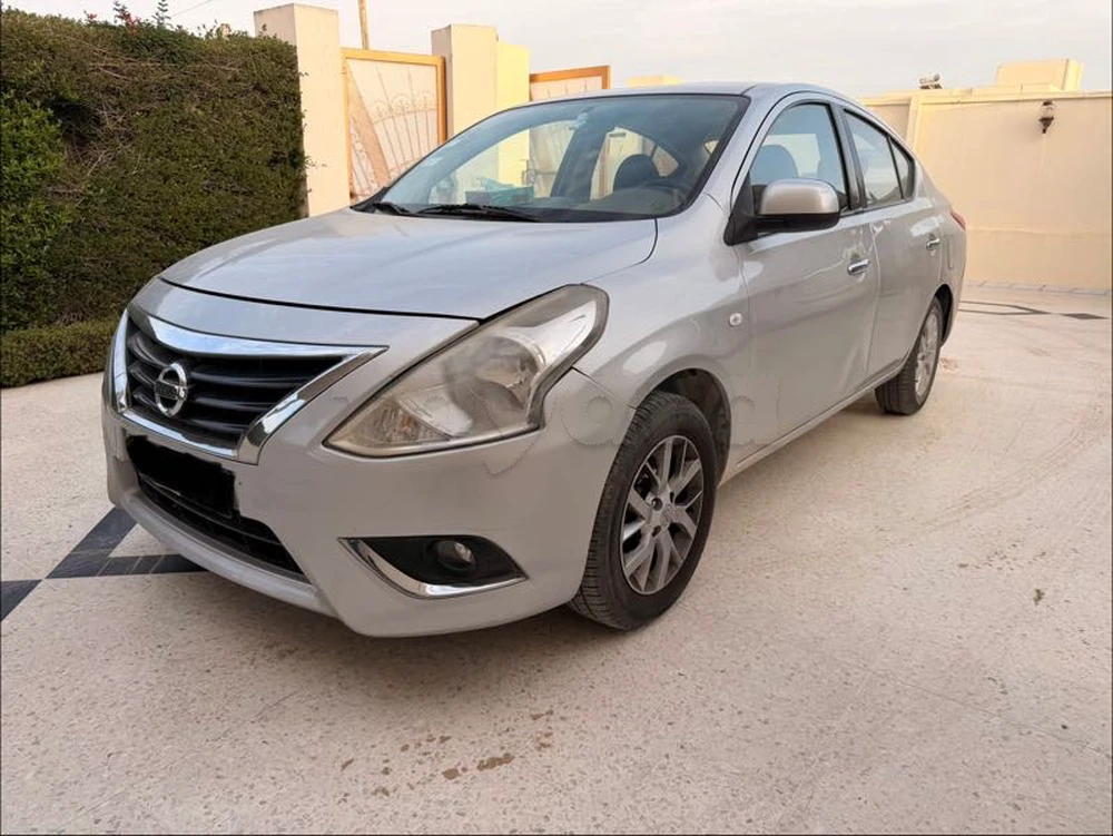 Nissan Sunny