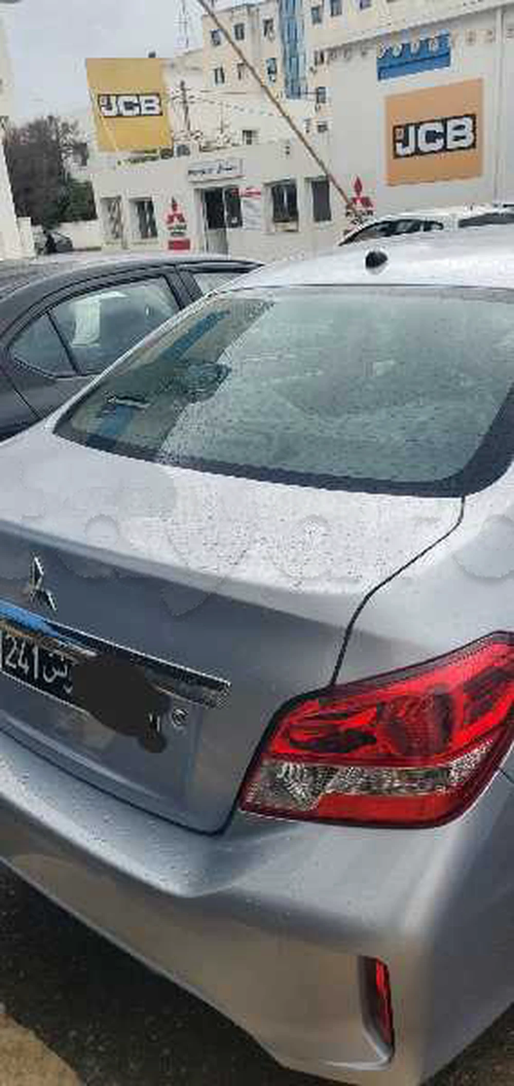 Carte voiture Mitsubishi Canter