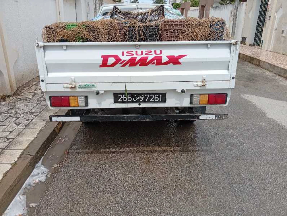 Carte voiture Isuzu D-Max