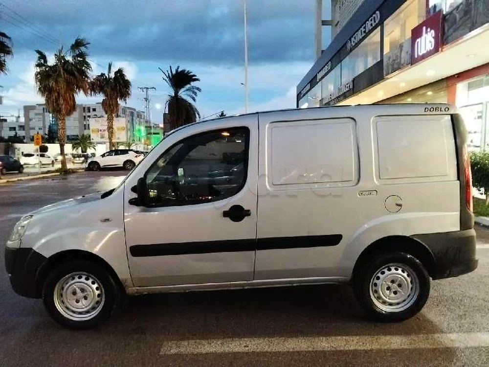 Carte voiture Fiat Doblo