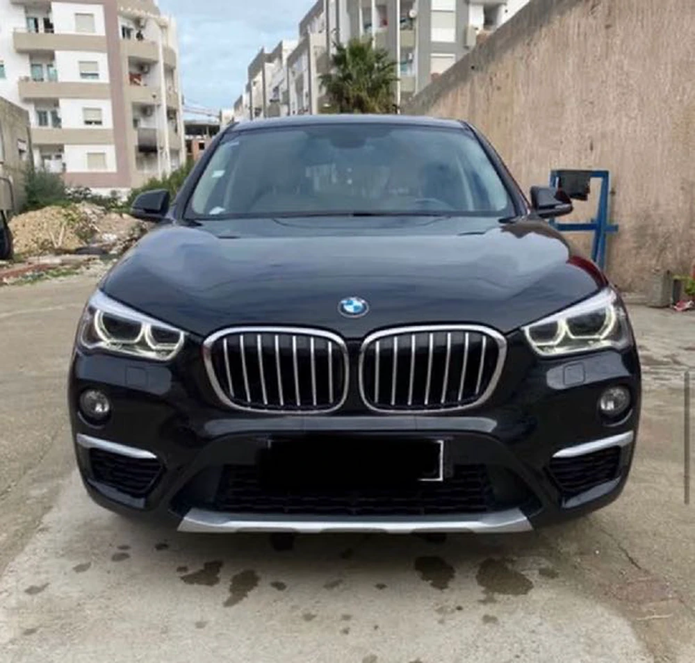 Carte voiture BMW X1