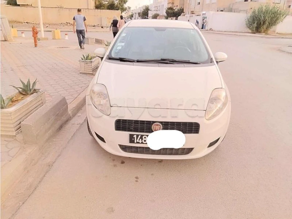 Carte voiture Fiat Grande Punto