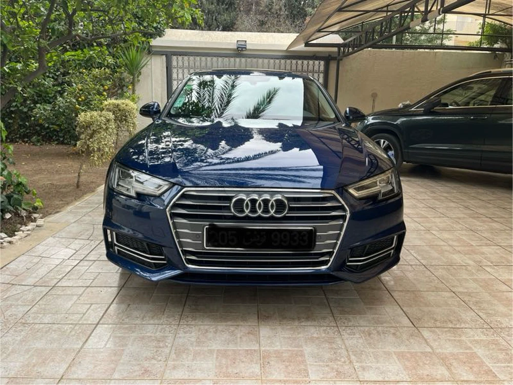 Carte voiture Audi A4