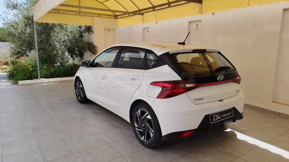 Hyundai i20