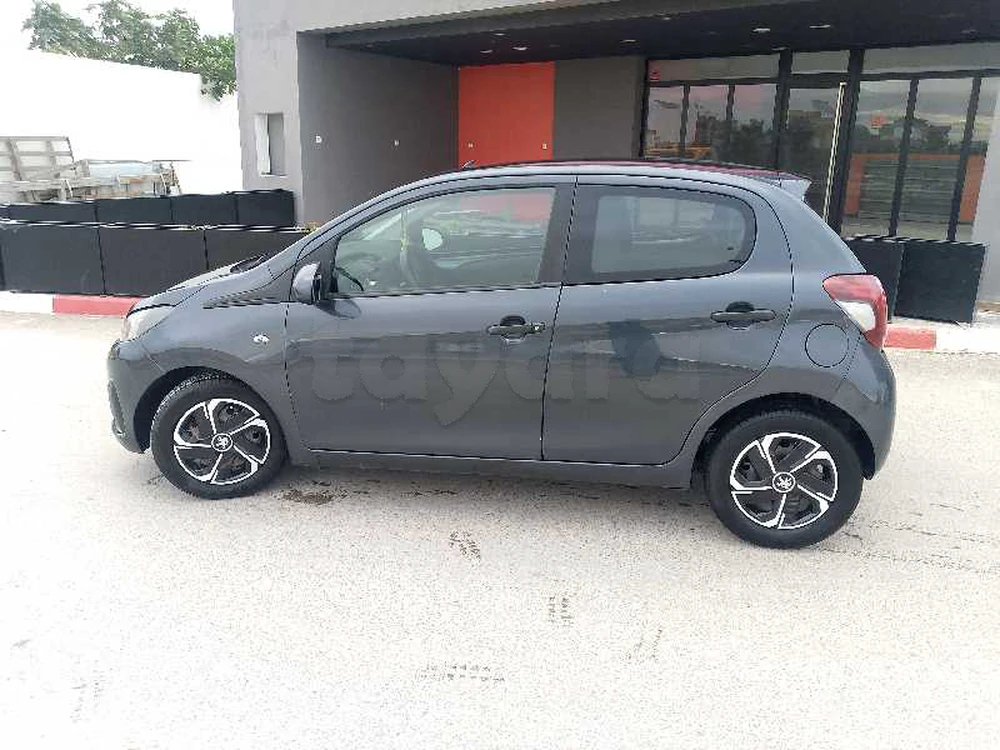 Peugeot 107
